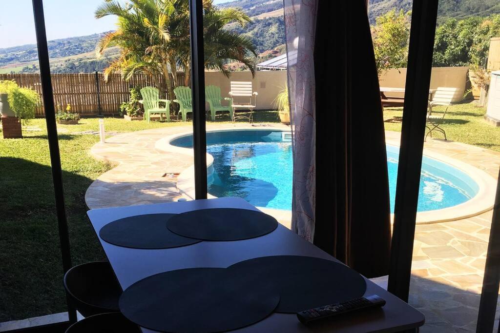Bungalow Des Pensees Piscine Chauffee 28° Saint-Denis Ngoại thất bức ảnh